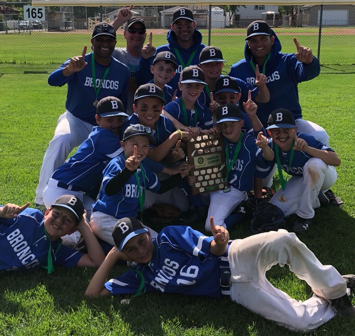 Mosquito AA Provincial Champions